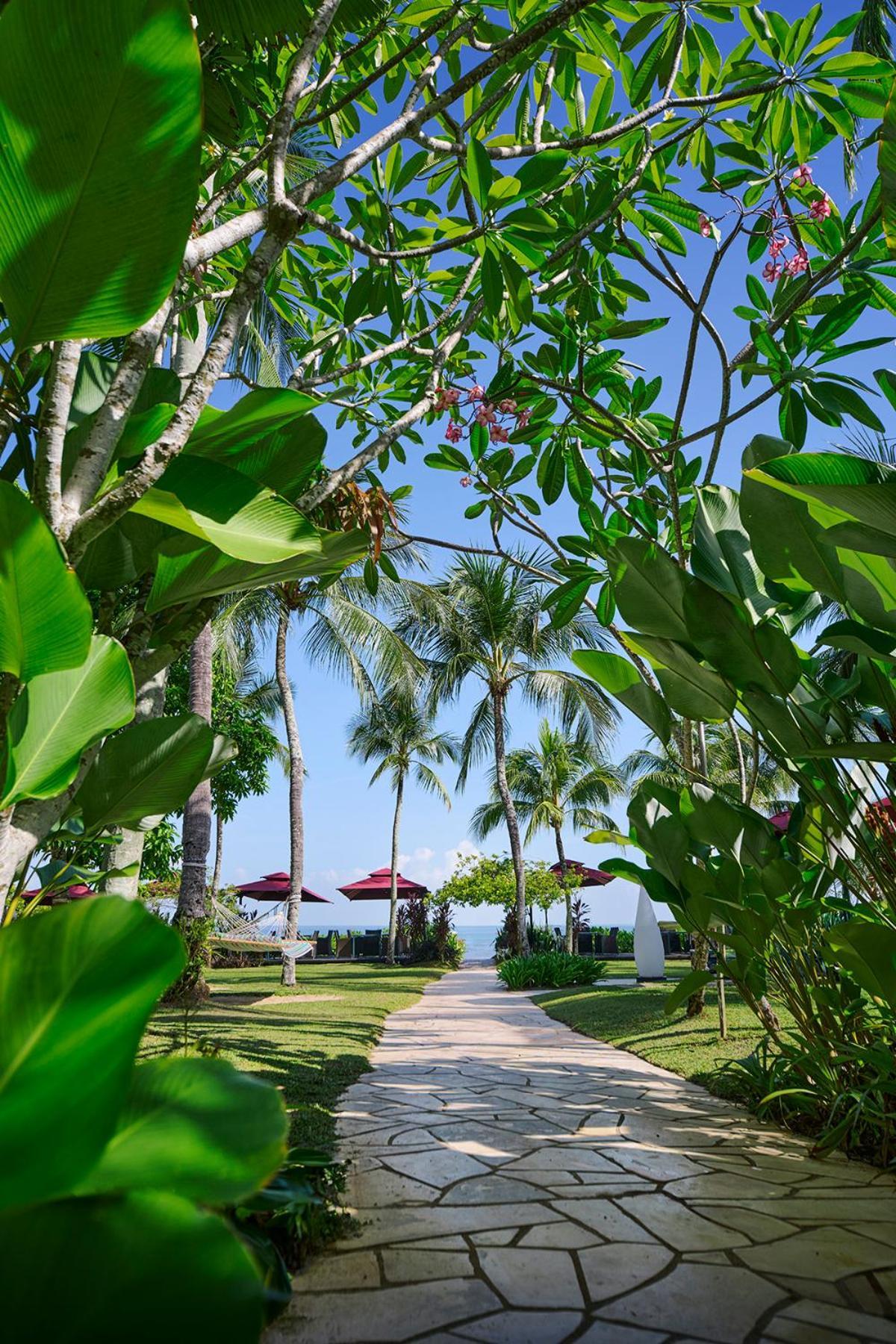 槟城宾乐雅度假村酒店 峇都丁宜 外观 照片 The beach at the Shangri-La Tanjung Rhu resort